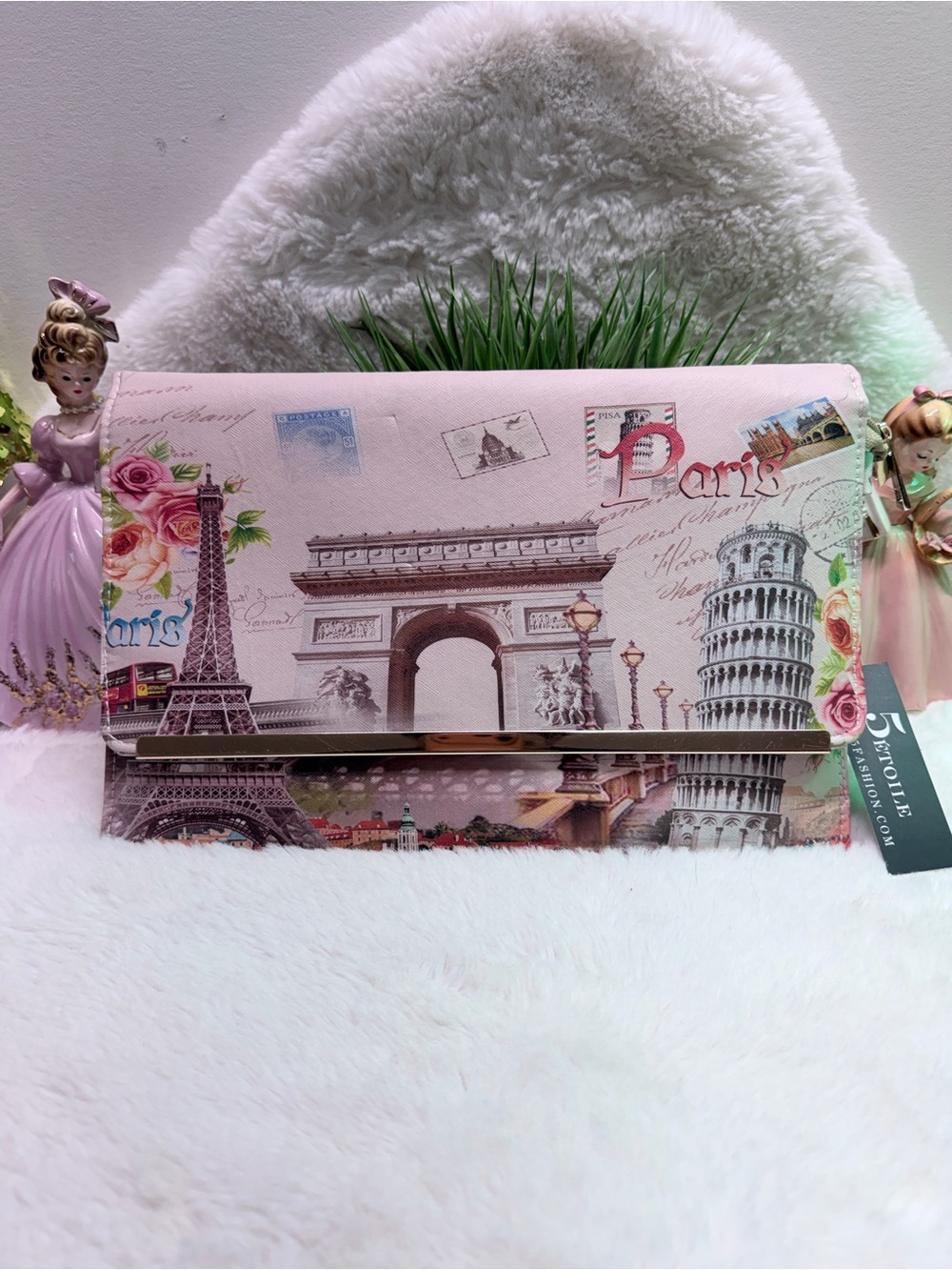 NWT Paris Landmark Print Pink Clutch Purse Wedding Guest Ready Graduation ๐ - Picture 2 of 6